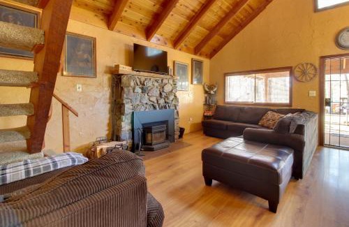 Pinetop-Lakeside House | Ski, Hike and Relax Forest-View Sanctuary!