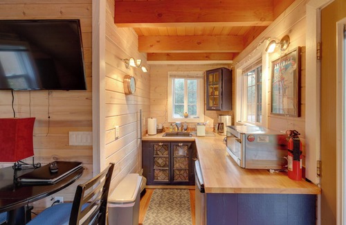 McCall Cabin | Ski, Hike, Relax By Water: Rustic McCall Tiny Home