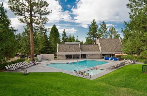 Century West Villa | Ski House 233