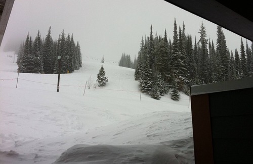 Silver Star Mountain Ski Chalet | Ski in and Ski out right to the doorstep. With a private hot tub on the deck.