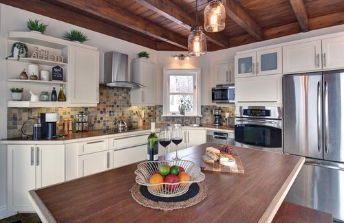 Saint-Faustin-Lac-Carre House | Ski in-Car out View, Hot tub, near Tremblant