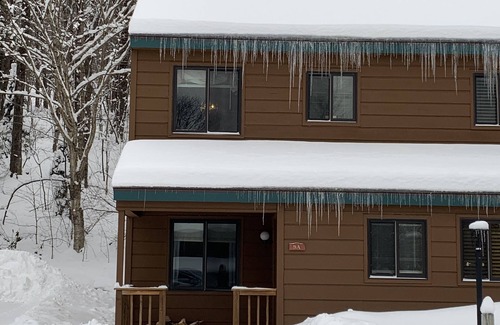 West Dover House | Ski-In condo at Mount Snow with Fireplace, Bears Crossing