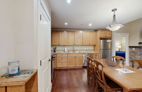 Silvercreek Condo | Ski-in/out condo w/slope side view w/hot tub and pool access - steps to lifts
