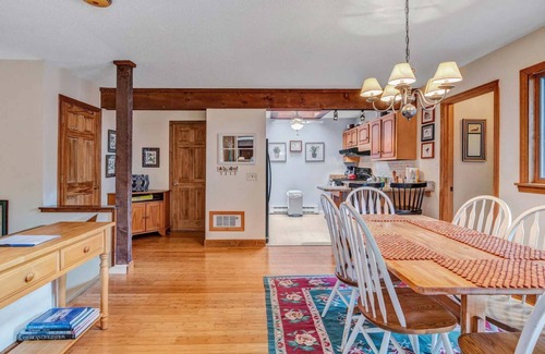 West Hartford Condo | Ski-in/out, Gorgeous Mtn Views! - Kingswood 12A