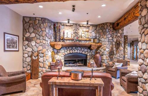 Crested Butte House | Ski In Out Pool Hot Tub Pets OK