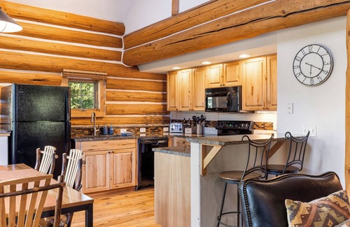 Powder Ridge Cabin | Ski In/Out | Red Cloud Cabin | Big Sky Resort