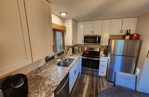 Central Vermont- Killington Cabin | Ski in & out Spruce Glen Townhomes on Great Eastern Trail