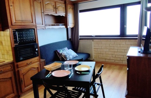 Prapoutel Apartment | Ski-in/Ski-out 2-Room Apartment – Sleeps 5 – Mountain Views – Fully Equipped
