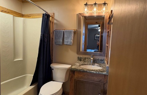 Snowshoe Condo | Ski in/ski out, 2-bedroom condo in Snowshoe Mountain