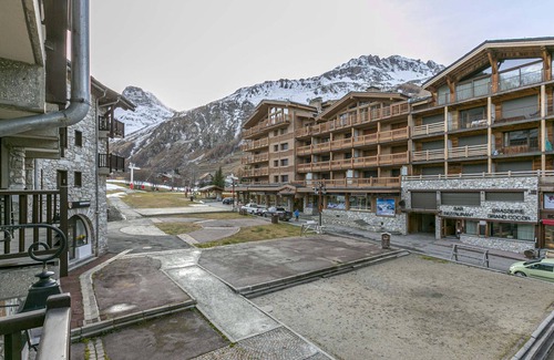 Val-d'Isere Apartment | Ski-in/ski-out apartment in Val d'Isère center, up to 6 people, WIFI