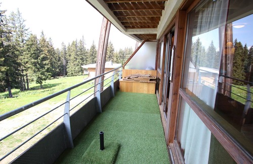 Chamrousse Apartment | Ski-In/Ski-Out Apartment with South-Facing Terrace near Chamrousse 1700
