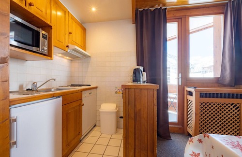 Le Lavachet Apartment | Ski-in/Ski-out Apartment with Balcony in Tignes, 2 Bedrooms, Sleeps 6