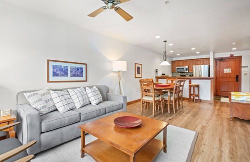 Salt Lake Mountain Resorts Condo | Ski-In/Ski-Out Condo with Lovely Ski Views, Shared Pool/Sauna/Hot Tub, & WiFi