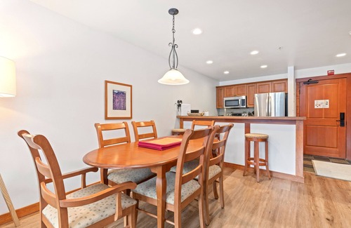 Salt Lake Mountain Resorts Condo | Ski-In/Ski-Out Condo with Lovely Ski Views, Shared Pool/Sauna/Hot Tub, & WiFi
