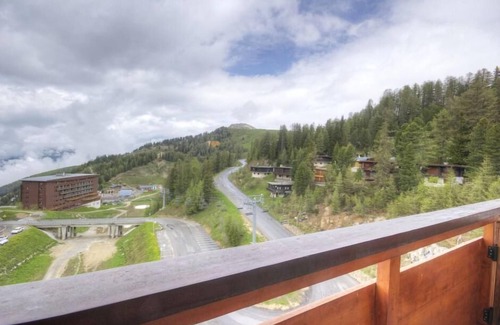 Plagne Centre Apartment | Ski-in/ski-out & foot of the slopes, 8th floor, view mountain, balcony, tv, ski locker, 16m²