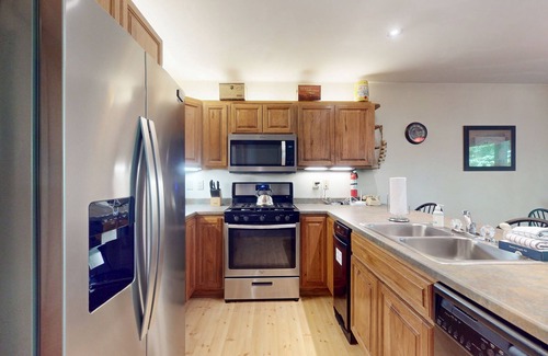 North Troy House | Ski-in/ski-out Jay Peak Resort condo near water park, ice skating, & hiking