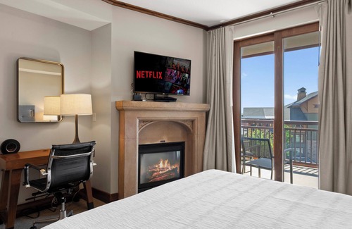 Park City Hotel | Ski-In/Ski-Out King Room at Hyatt Centric w/Pool, Hot Tub, Kitchenette & Resort Perks