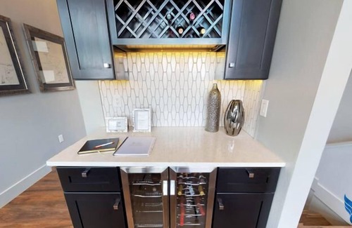 Angel Fire House | Ski-in/Ski-out | Modern Luxury | Hot Tub | Views | Blue Aspen 1