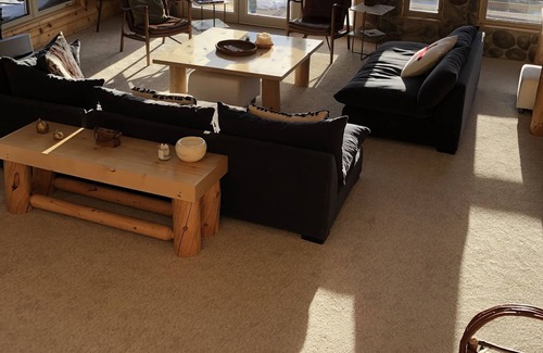 Powder Mountain House | Ski in/ski out mountaintop home with stunning views, sleeps 16!