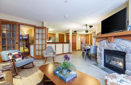 Salt Lake Mountain Resorts House | Ski in Ski out Pool Hot Tub Pool Table Resort View