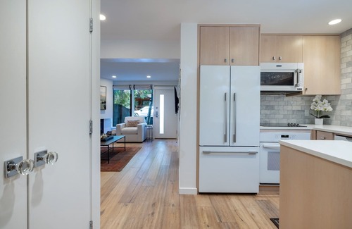 Aspen Apartment | Ski-in/Ski-out Renovated 2 BR Aspen Condo!