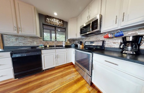 Angel Fire House | Ski-in/Ski-out | Sauna | Hot Tub | Elevation Hideaway