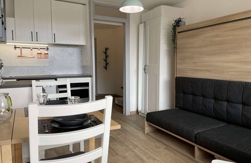 Montgenevre Apartment | Ski-In/Ski-Out Studio with Balcony, Sleeps 4 - Modern Amenities