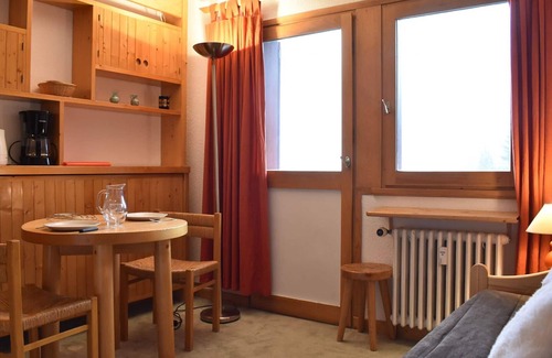 Meribel Apartment | Ski-In/Ski-Out Studio Apartment, Sleeps 2, Close to Shuttle, Shops, and Restaurants