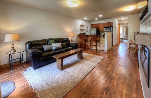 Mount Crested Butte House | Ski-in/Ski-out, 1 bedroom at the heart of the Resort Base Area!