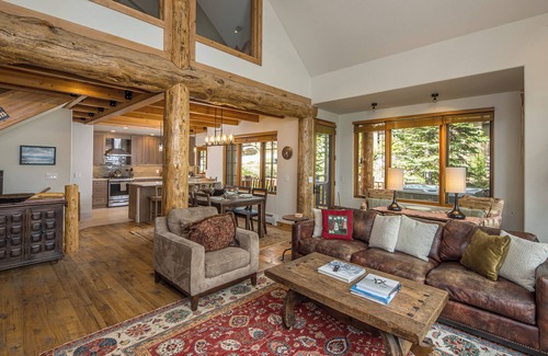 Big Sky House | Ski-in/Ski-out w/private hot tub in Moonlight Basin - Cowboy Heaven - Powder River Chalet