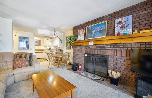 Central Vermont- Killington Condo | Ski on/ski off, conveniently located with beautiful views, Sunrise B3