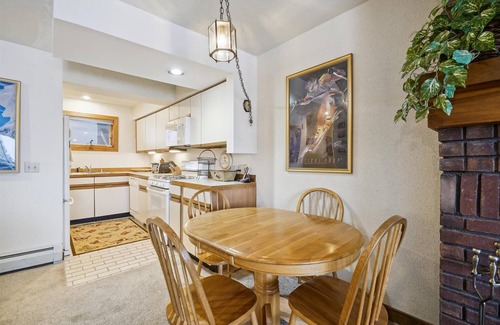 Central Vermont- Killington Condo | Ski on/ski off, conveniently located with beautiful views, Sunrise B3