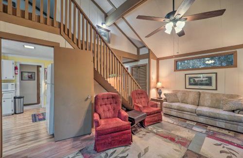 Beech Mountain House | Ski Resort Cabin with Deck in Beech Mountain!
