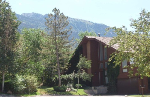 Cottonwood Heights House | Ski The Best - 4 BR 4 BA Townhouse near Snowbird, Alta, Brighton and Solitude