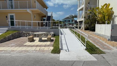 Marathon Hotel | Skipjack Resort & Marina