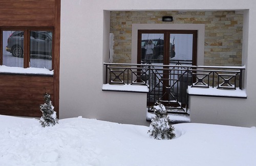 Lisina Apartment | Sky Cabin Apartments