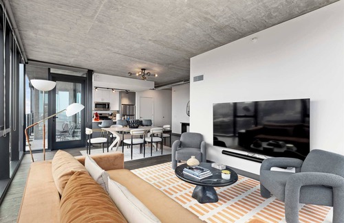 Near West Side Apartment | Sky-High 2BR w/Gym & City Views