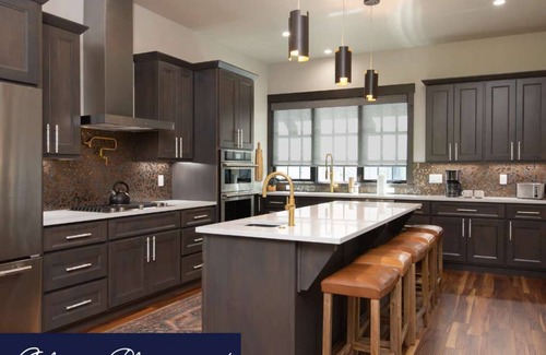 Winter Park Ski Chalet | Sky High Colorado | Hot Tub Mountain View Cozy