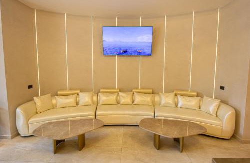 Blloku Hotel | Sky Hotel Tirana
