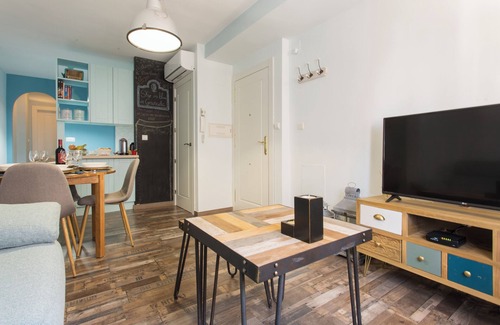 Albaicin Apartment | Sky is Blue in Granada - Private Parking Included