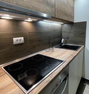Lisina Apartment | SKY PEAK KRALJEVI ČARDACI APARTMENT