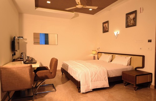 Tambaram Hotel | SKY RESIDENCY
