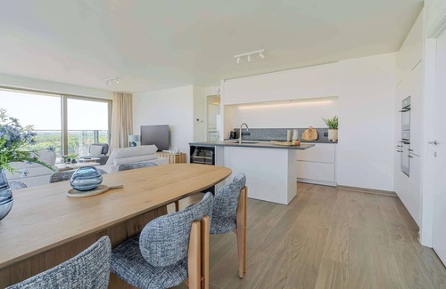 Ostend City Centre Apartment | Sky Tower II Modern Stay with Panoramic Views
