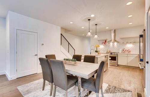 Talbot's Corner House | Skyline at east Nashville