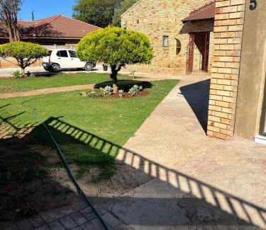 Mahikeng House | Skyline Guest House