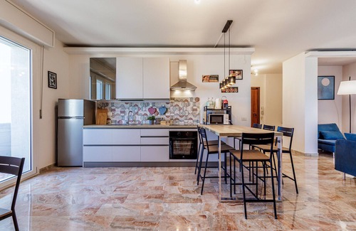 San Faustino-Madonnina-Quattroville Apartment | Skyline Ottavo Cielo