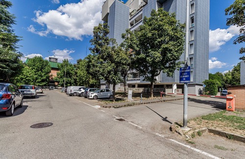 San Faustino-Madonnina-Quattroville Apartment | Skyline Ottavo Cielo