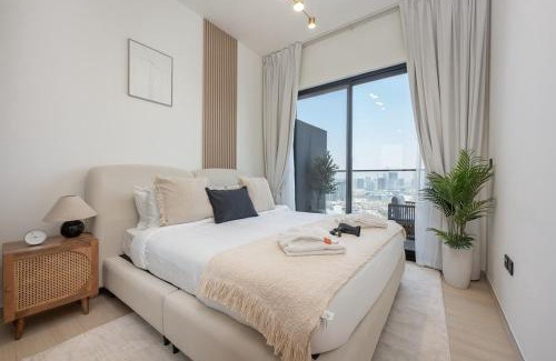 Jumeirah Village Circle Apartment | Skyline Retreat at Binghatti in JVC