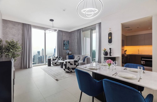 Downtown Dubai Apartment | Skyline Serenity – Downtown ViewsnElegant 2BR