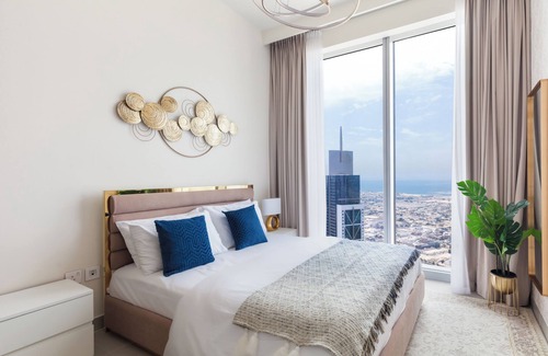 Downtown Dubai Apartment | Skyline Serenity – Downtown ViewsnElegant 2BR